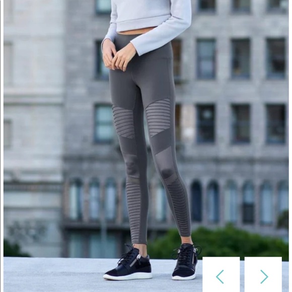 Alo yoga Moto leggings in dark grey EUC - Picture 1 of 6